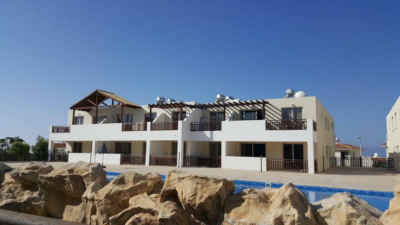 D202 Vanessa Apartments, Peyia Exterior foto